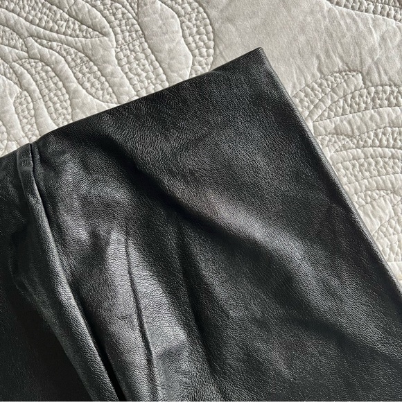 NWT - Commando - Faux Leather Legging - Black - Picture 8 of 9